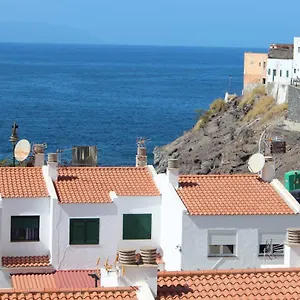 With Ocean View Tenerife просторный апартамент с видом на океан первая линия тенерифе , Puerto de Santiago (Tenerife) España